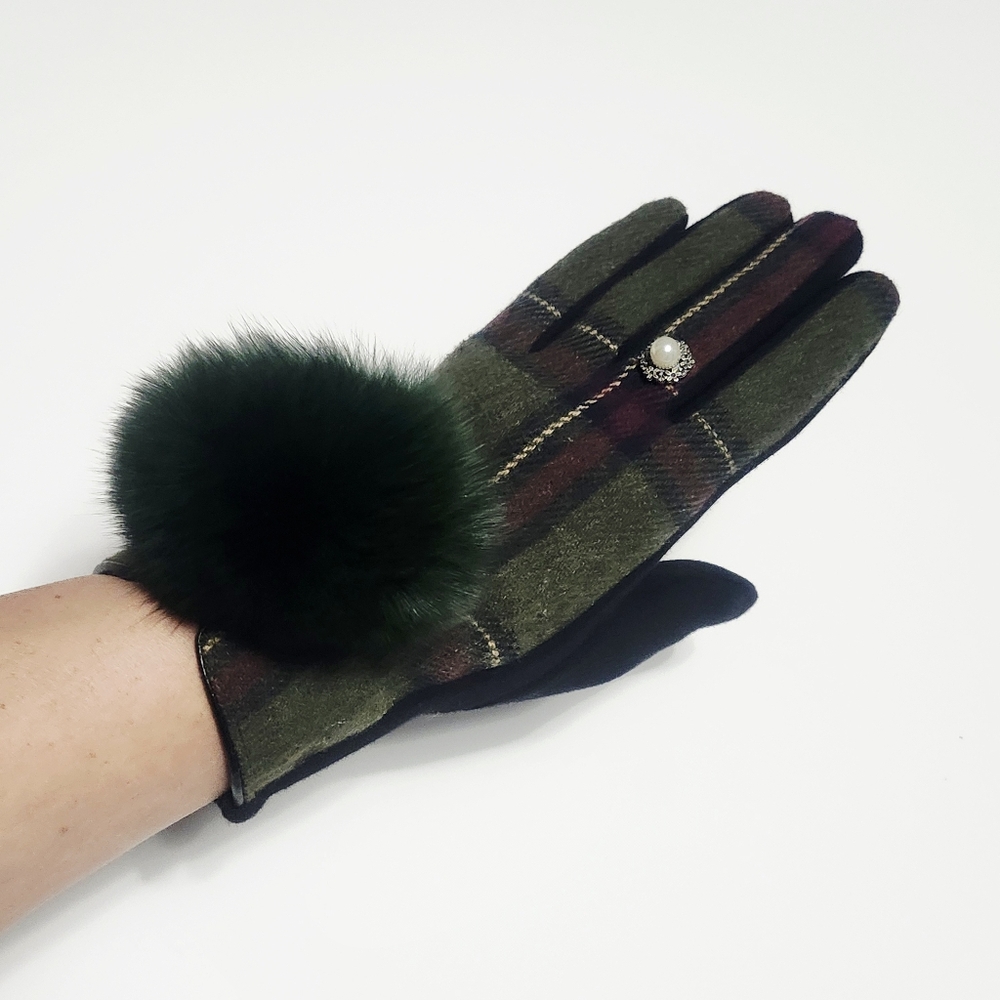 Urban LUX Gloves Jeweled   Plaid w/ Fur Pompon Size M/L